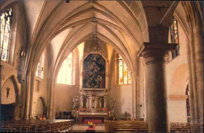 L'intérieur de l'église St-Michel